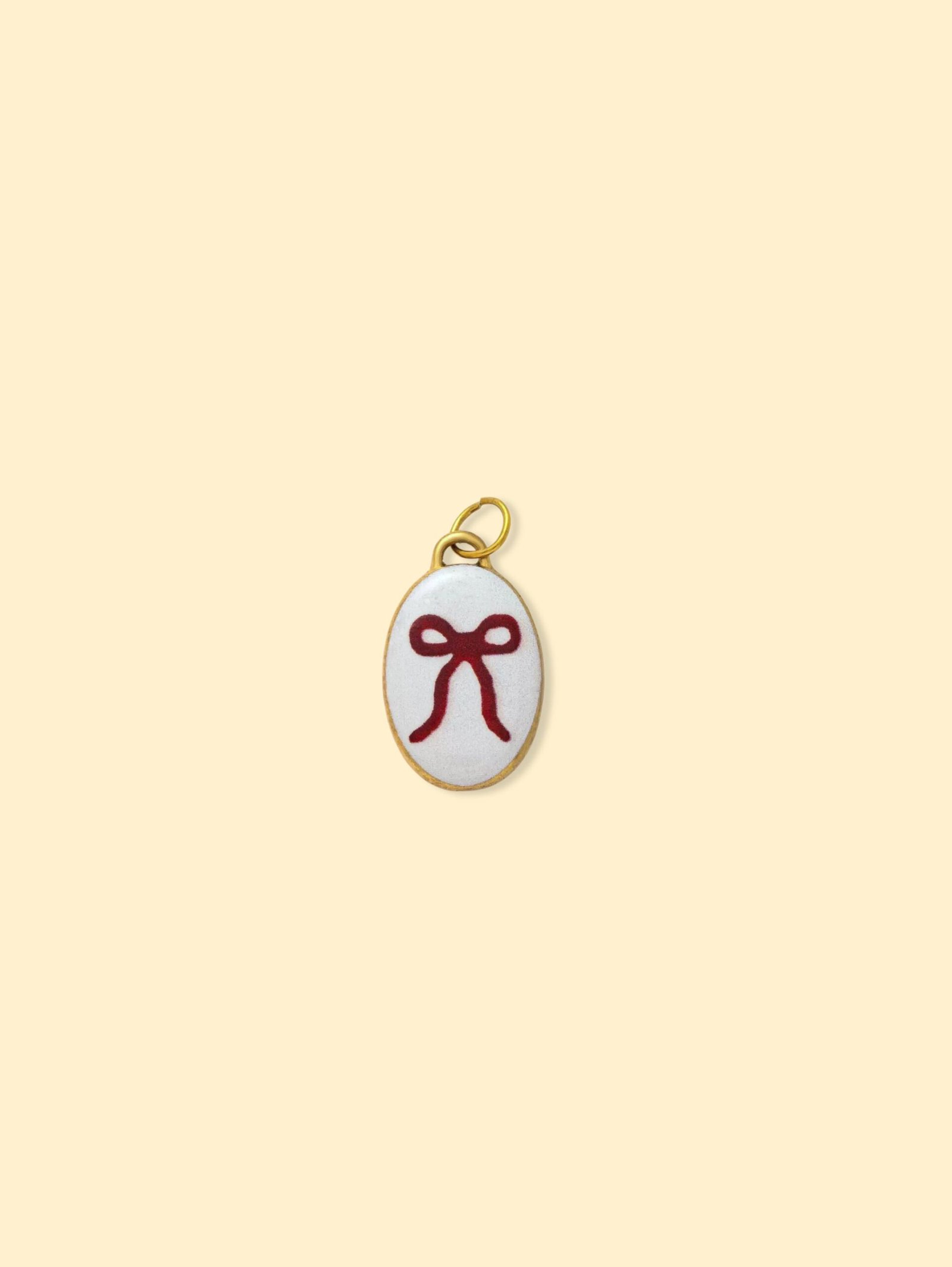 04F6F75A-4D5E-44CD-AA1F-EB32A1D0ED82-2 Ribbon Oval Charm Pendant 14K Gold Plated Alloy - Image 1